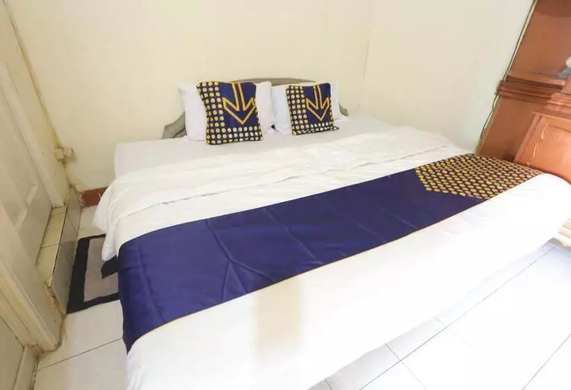 ホテル Spot On 93610 Syariah Homestay