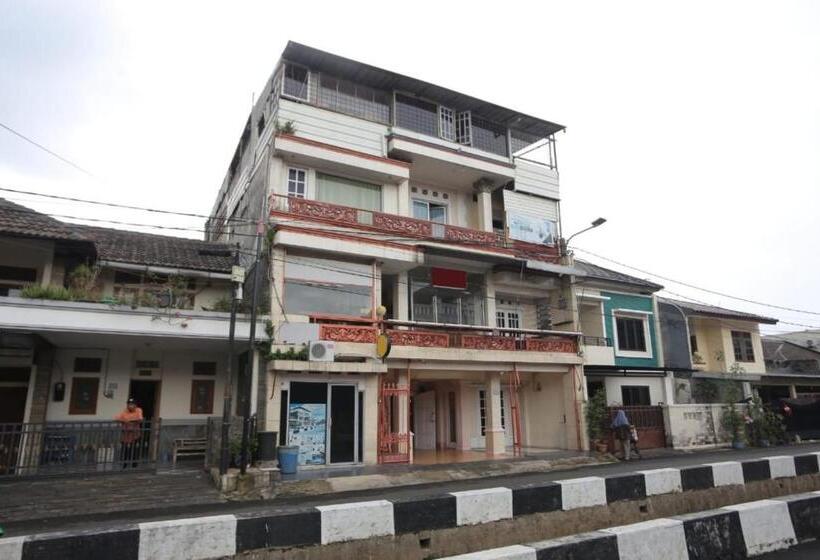 酒店 Spot On 93610 Syariah Homestay