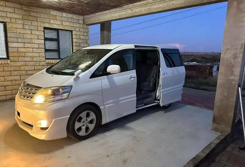 پانسیون Destiny Self Catering
