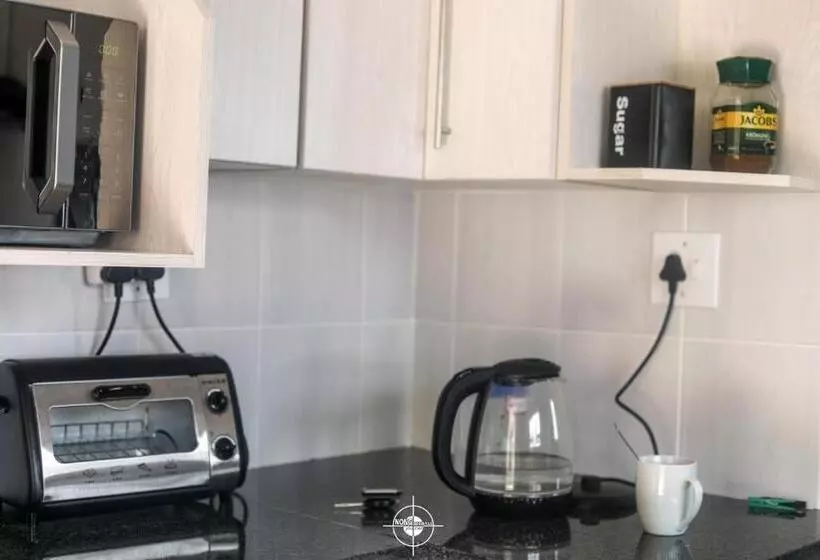 پانسیون Destiny Self Catering