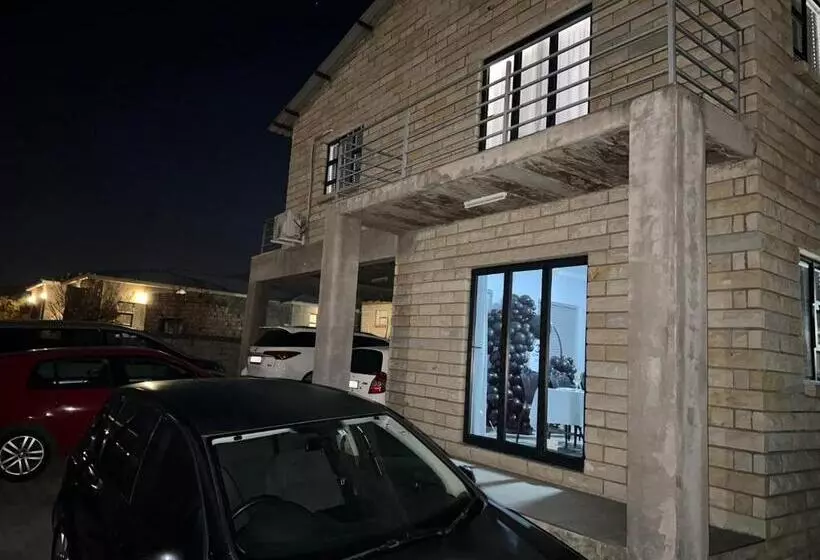 پانسیون Destiny Self Catering