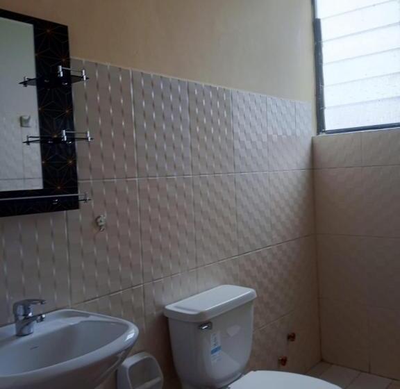 پانسیون Hospedaje, Independiente Aranjuez