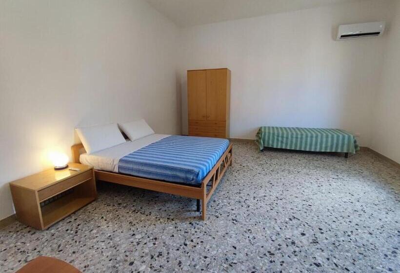 Pensjonat L Araucaria Bnb