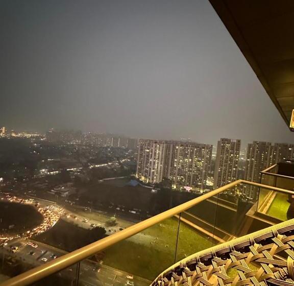 پانسیون Yourhomely Studio