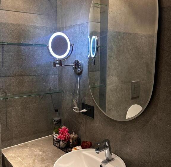 پانسیون Yourhomely Studio