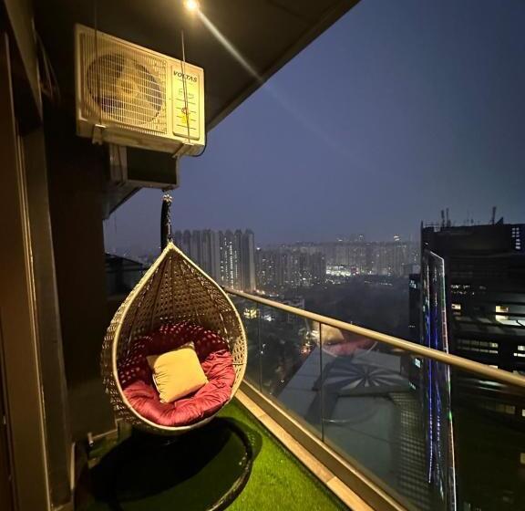 پانسیون Yourhomely Studio