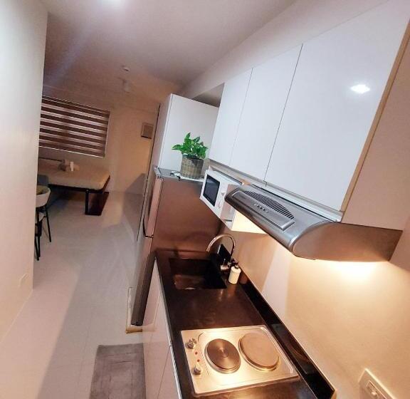 City View At The Persimmon Studios