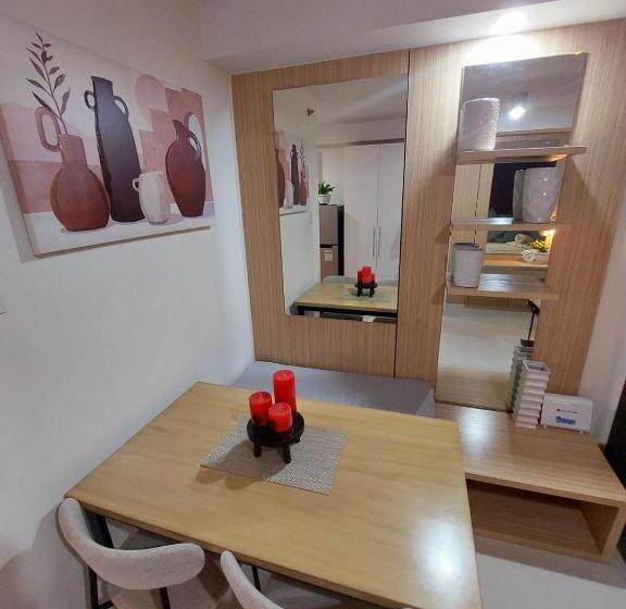 City View At The Persimmon Studios