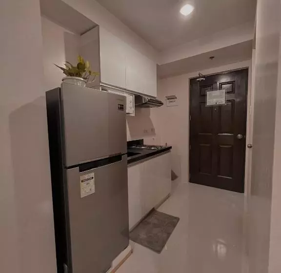 City View At The Persimmon Studios