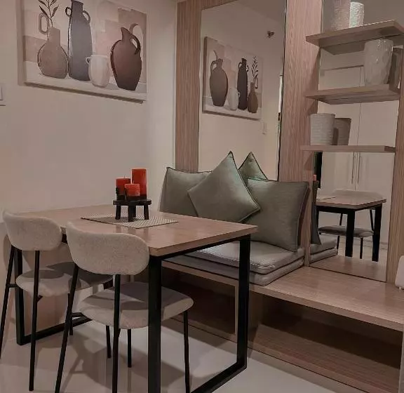 City View At The Persimmon Studios