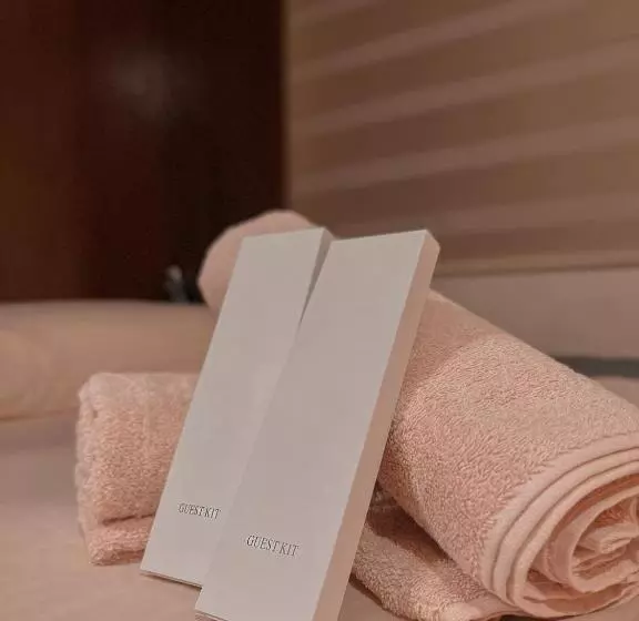 City View At The Persimmon Studios