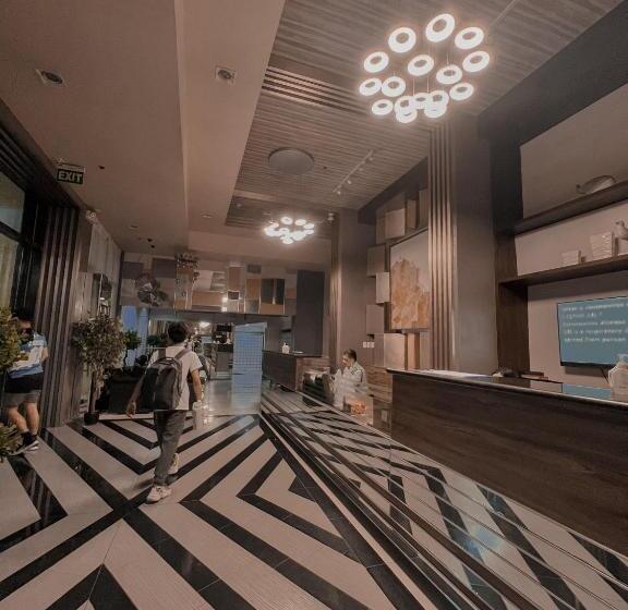 City View At The Persimmon Studios