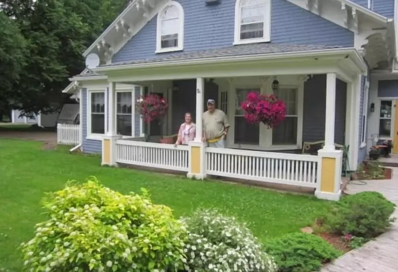 The Dawson House Bed & Breakfast
