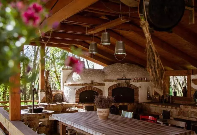 Tornácos Tanya Vendégház és Gasztroporta