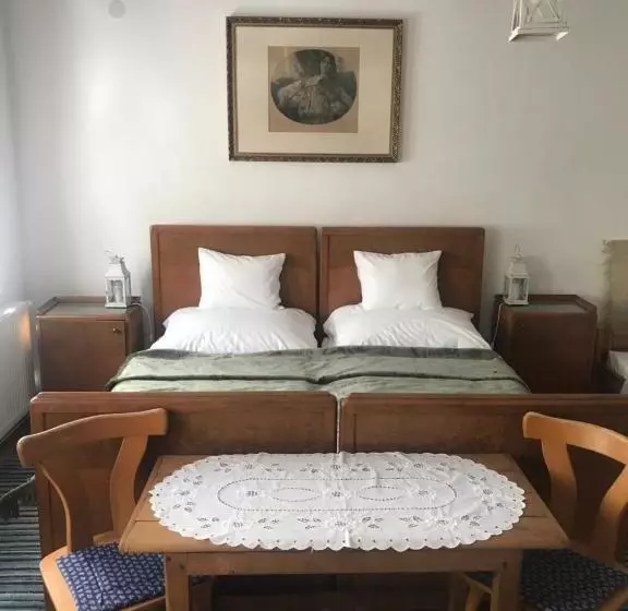 Tornácos Tanya Vendégház és Gasztroporta