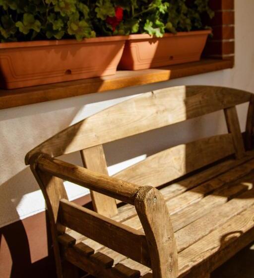 Tornácos Tanya Vendégház és Gasztroporta