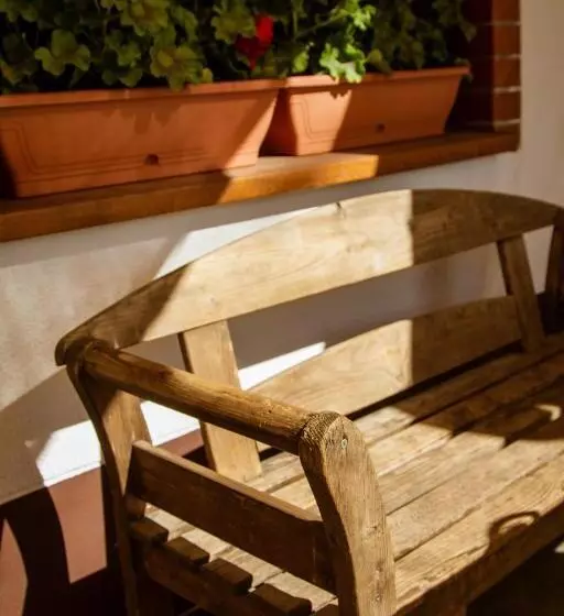 Tornácos Tanya Vendégház és Gasztroporta