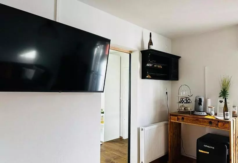 Aamiaismajoitus (B&B) Anina