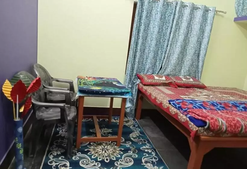 ベッドアンドブレックファースト Hari Suman Paying Guest House