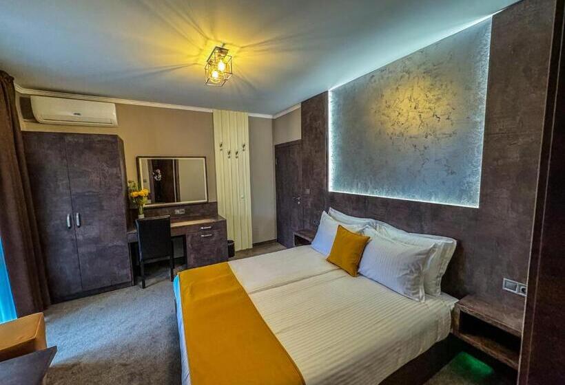 ホテル стоичковата къща гр. стрелча