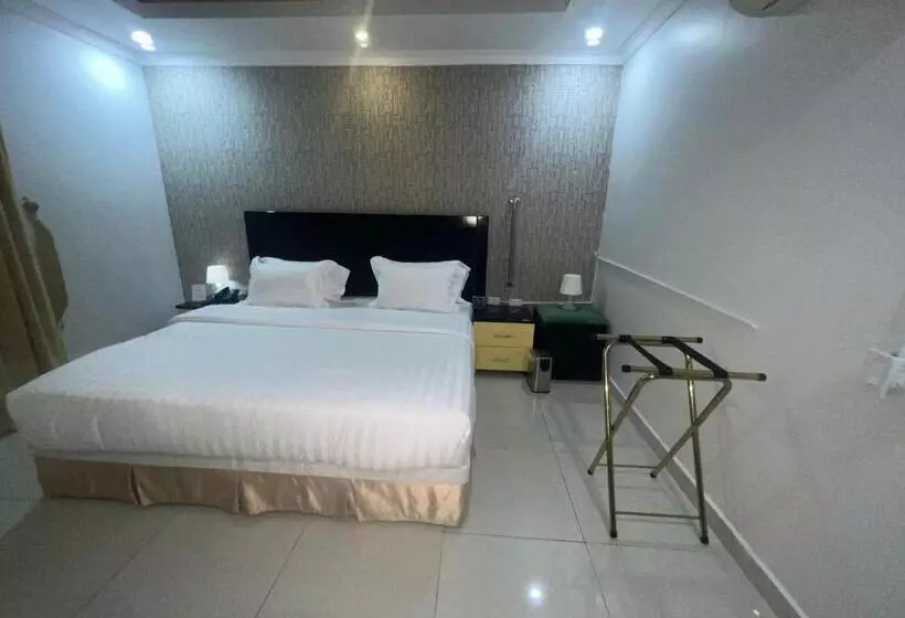 ホテル Arwa Suites Dammam