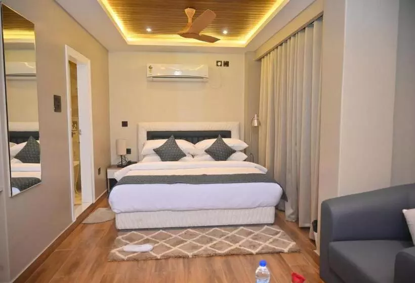 ホテル Essence Grandeur