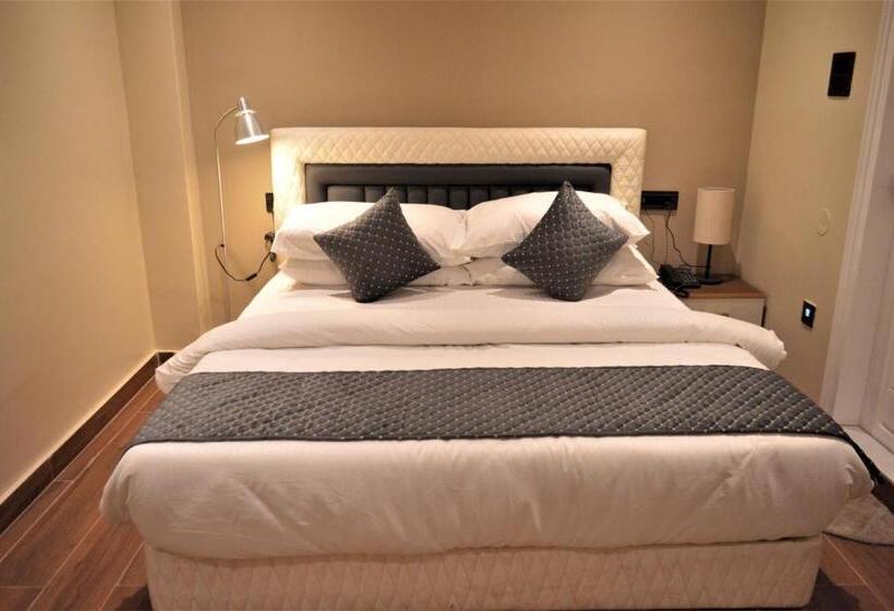 בית מלון כפרי Essence Grandeur