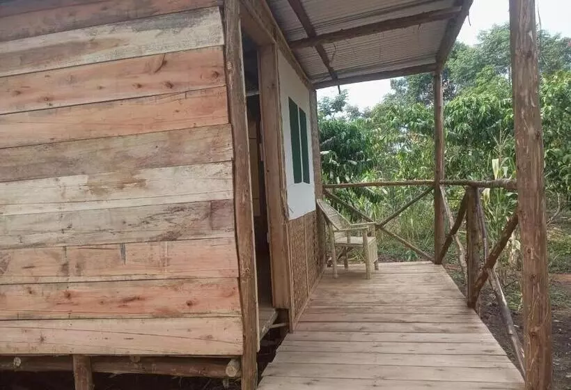 هتل Kibale Tented Camp