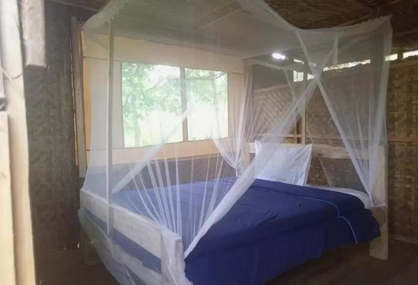 هتل Kibale Tented Camp