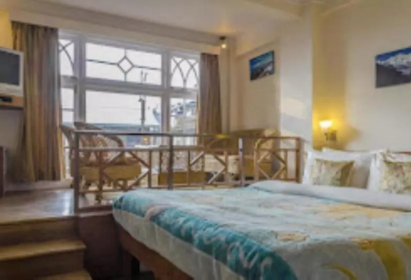 ホテル Shangri La Regency Darjeeling