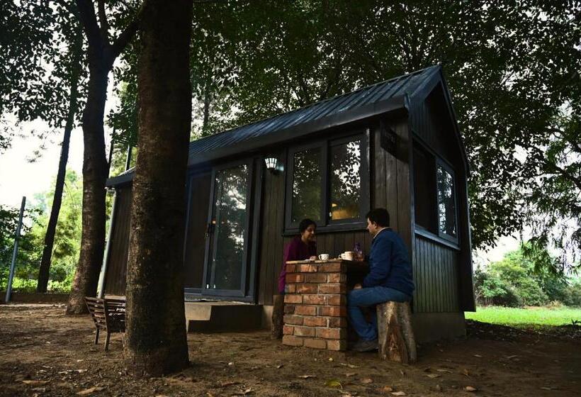 ホテル Tenpy Tiny Enchanting Tintin At Sheilma Farm, Ncr