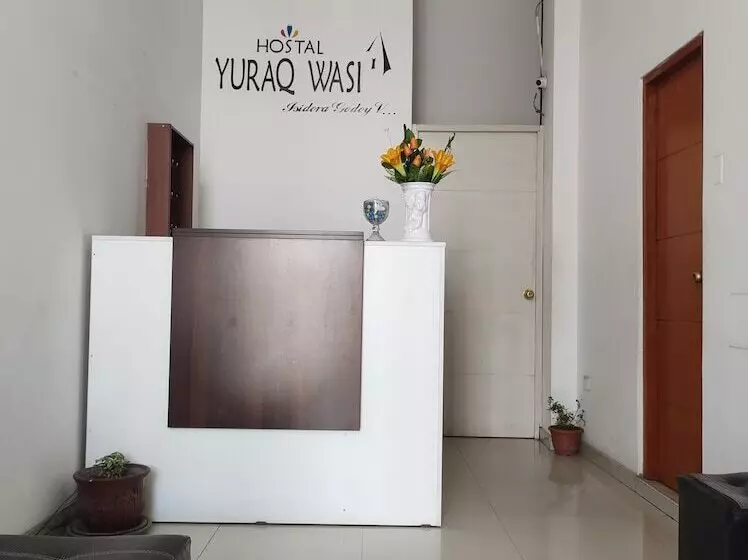 ホテル Hostal Yuraq Wasi