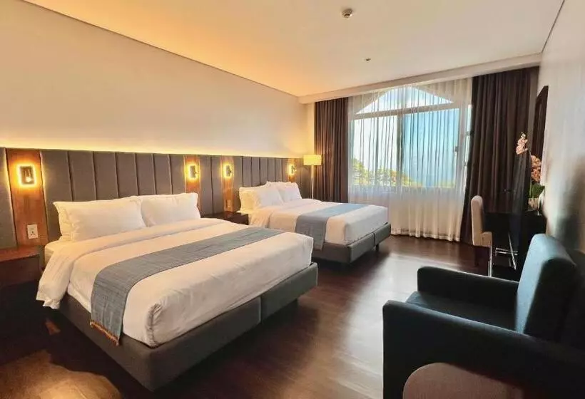 Mountain View Room At Forest Lodge Hotel, Camp John Hay Private Unit 549