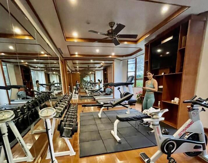 Mountain View Room At Forest Lodge Hotel, Camp John Hay Private Unit 549