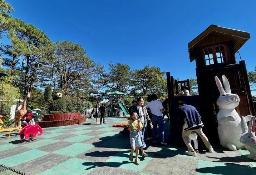 Mountain View Room At Forest Lodge Hotel, Camp John Hay Private Unit 549