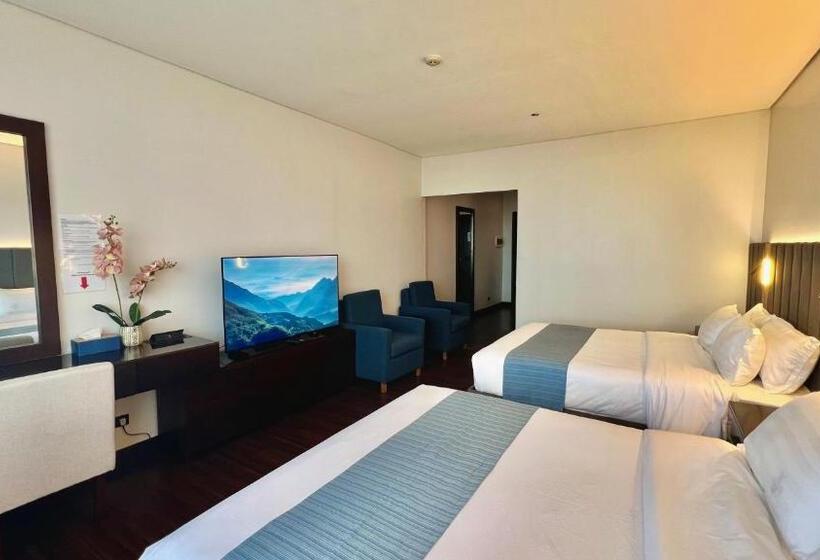 Mountain View Room At Forest Lodge Hotel, Camp John Hay Private Unit 549