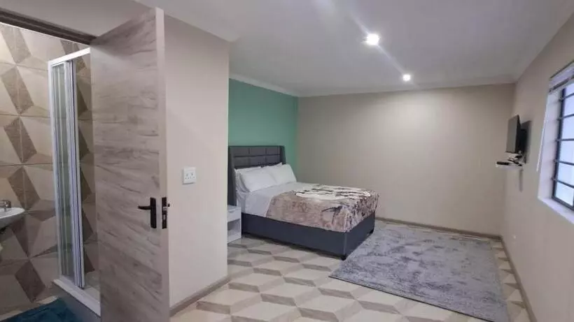 ペンション Haresca Luxury Accommodation Bellville