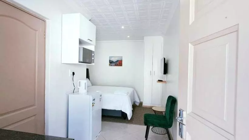 ペンション Haresca Luxury Accommodation Bellville