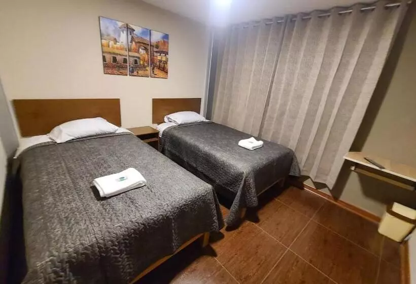 Majatalo Hospedaje Casa Huayra