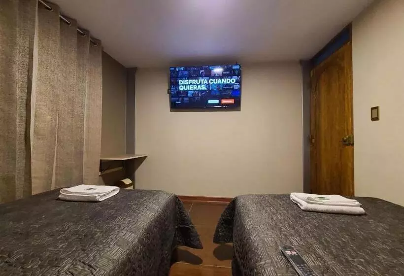 Majatalo Hospedaje Casa Huayra