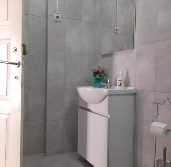 Majatalo Ninho Do Corvo