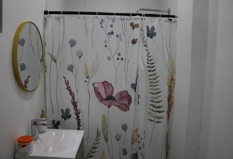 هاستل Casa Francisca