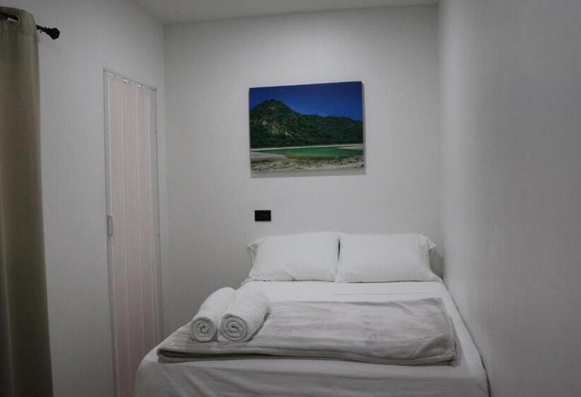 هاستل Casa Francisca