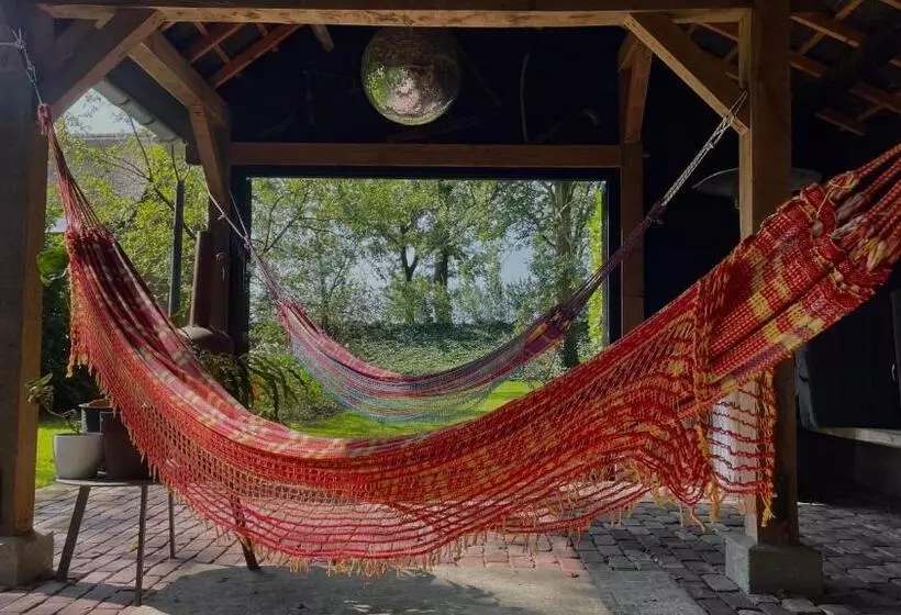 Aamiaismajoitus (B&B) Hoeve Bij Vosselen