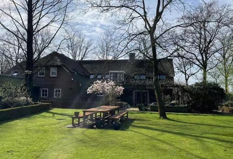 Aamiaismajoitus (B&B) Hoeve Bij Vosselen