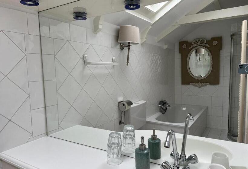 تختخواب و صبحانه Monumental House, Apartment In Center Haarlem