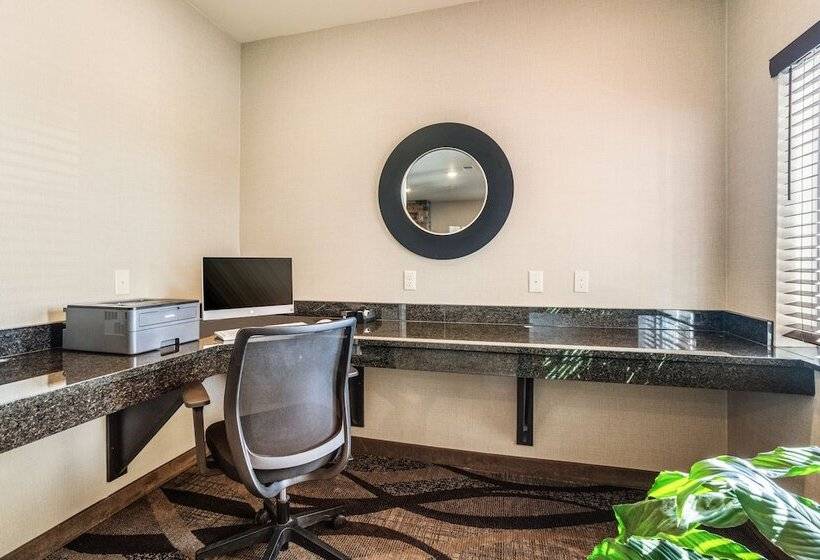 Cobblestone Hotel & Suites   Denmark