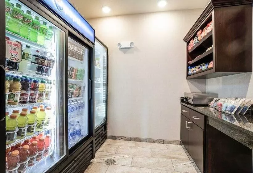 Cobblestone Hotel & Suites   Denmark