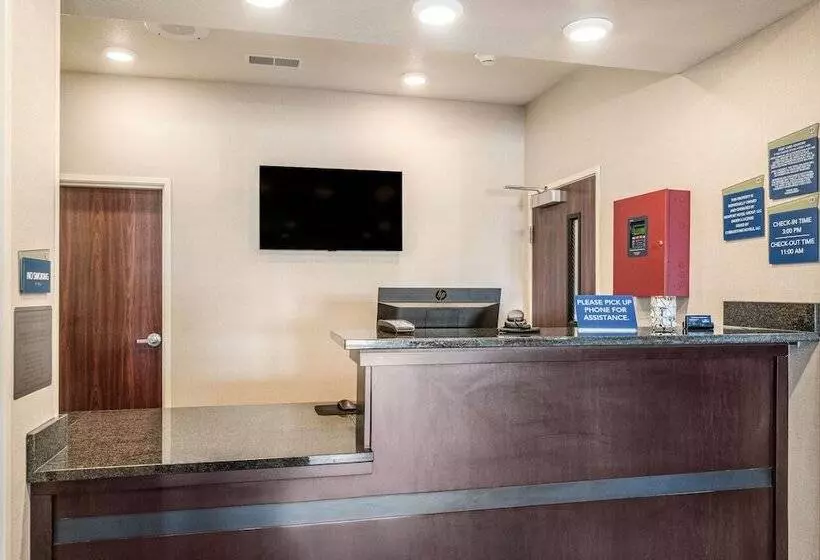 Cobblestone Hotel & Suites   Denmark