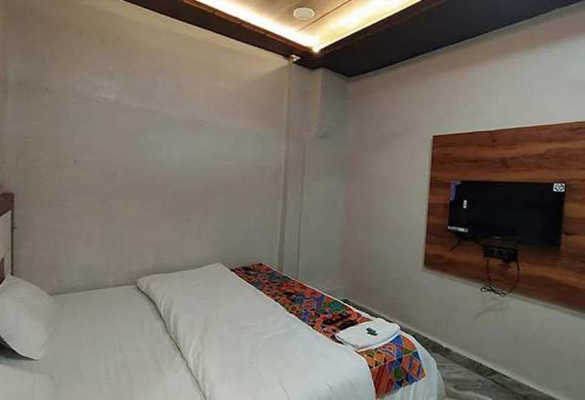 Fabhotel Shiva Grand